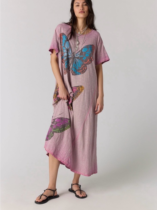 Dresses & Skirts - Magnolia Pearl Butterfly Travelers Maxi Tee Dress in NEW OS